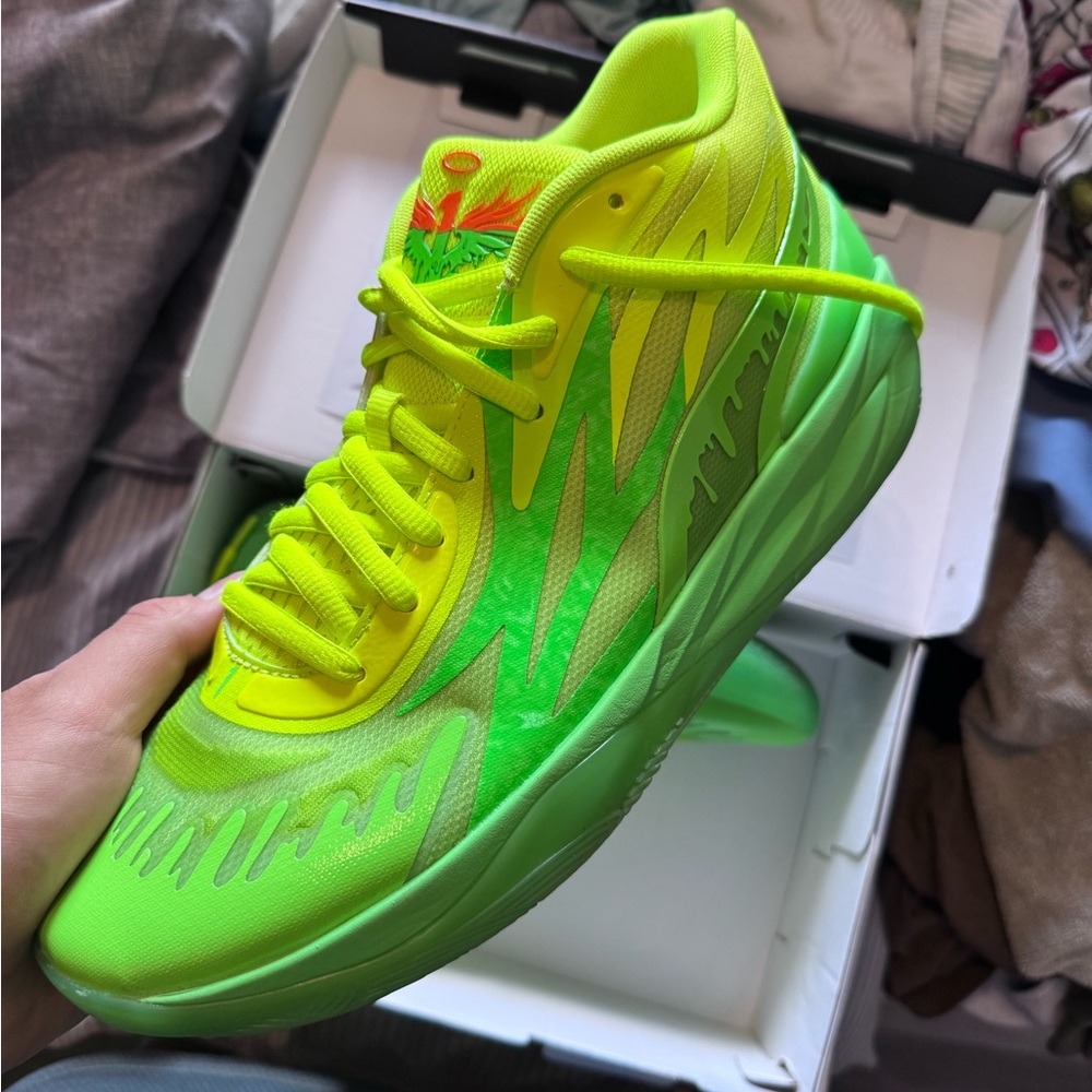 Mb.02 slime size 11.5 puma basketball shoes never